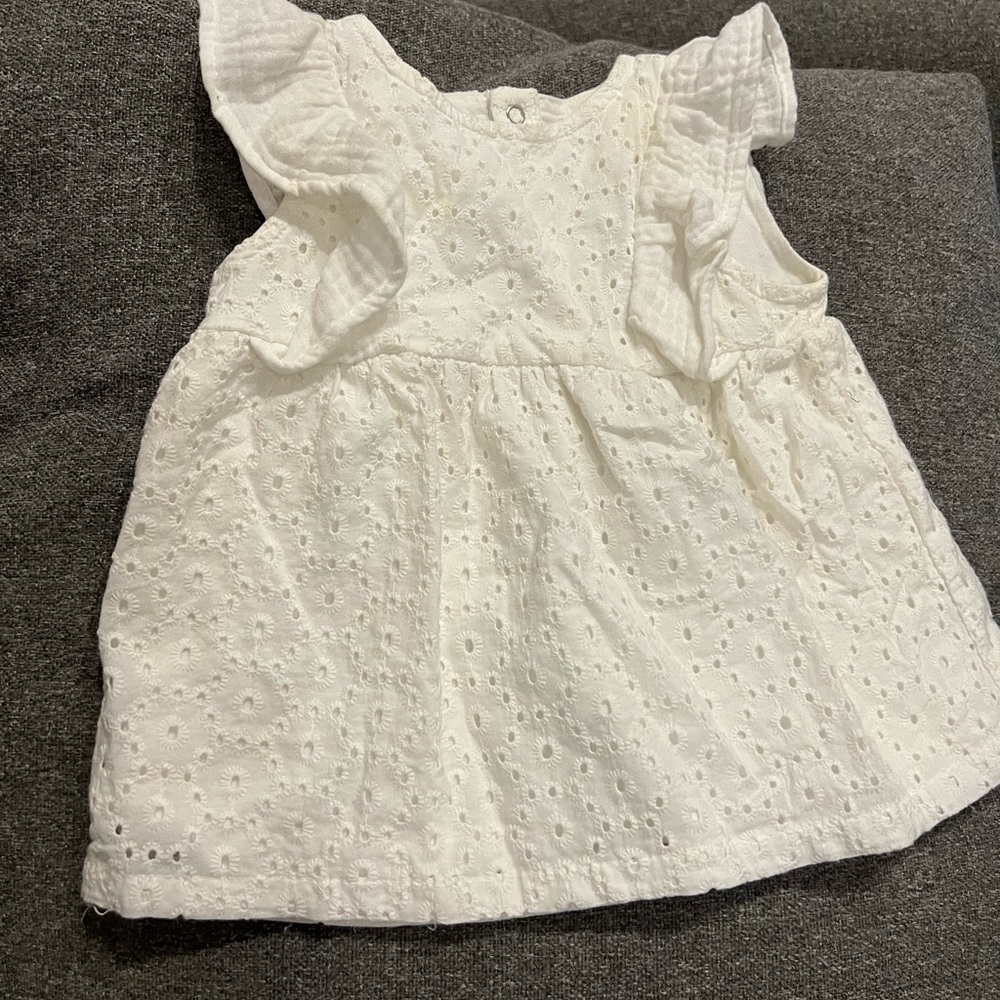 Cat & Jack toddler girls white ruffle top 18months
